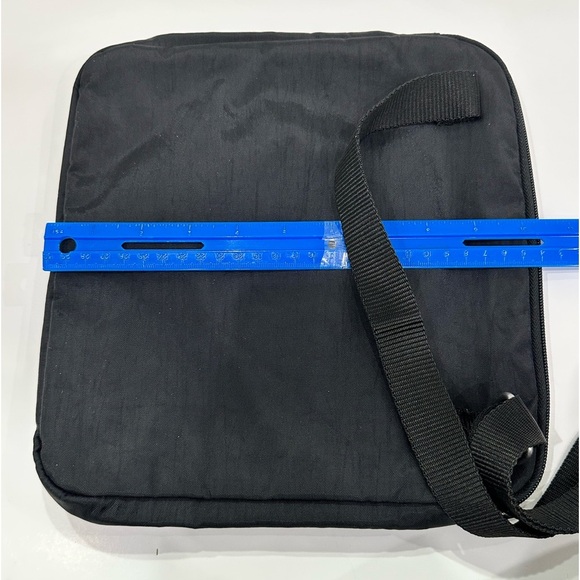 🖤🖤 Canyon Crossbody Bag – Black with Sand Lining🖤🖤 - Picture 5 of 13